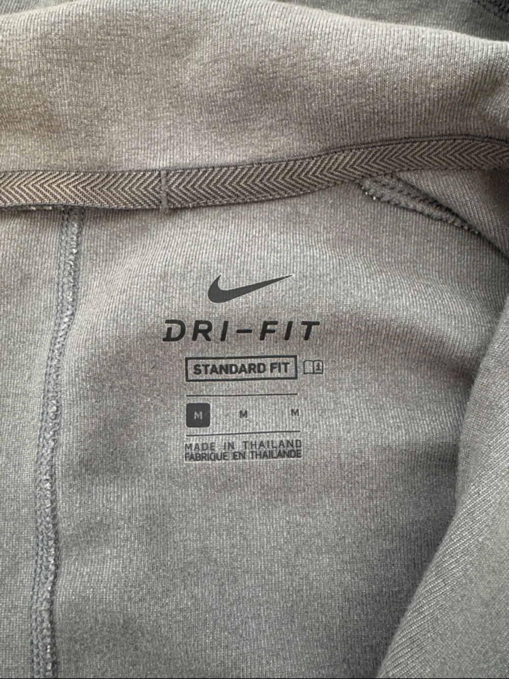 Men’s Nike Dri-Fit Full Zip Hooded Jacket Grey Medium